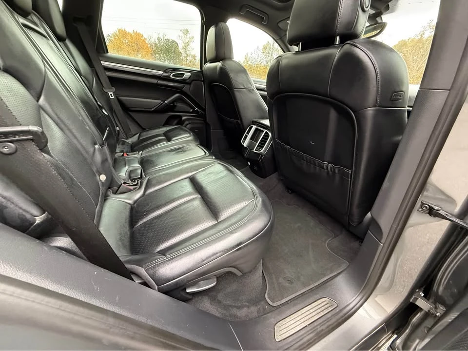 2016 Porsche 958 Cayenne - Image 9 of 12