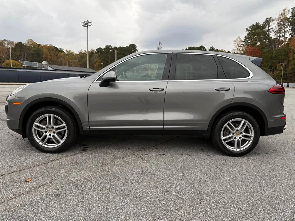 2016 Porsche 958 Cayenne - Image 6 of 12