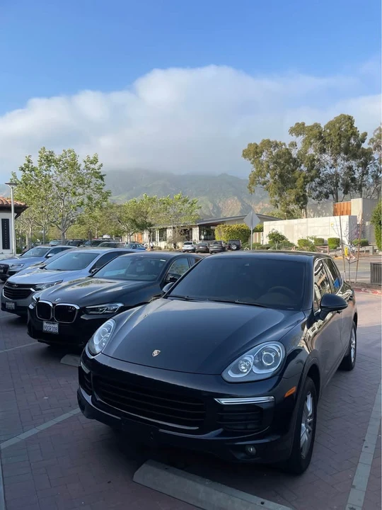 2016 Porsche 958 Cayenne - Image 4 of 9