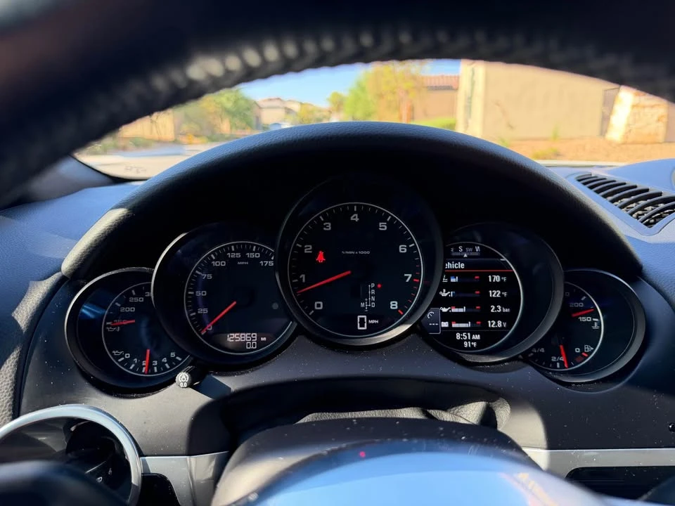 2016 Porsche 958 Cayenne - Image 5 of 16