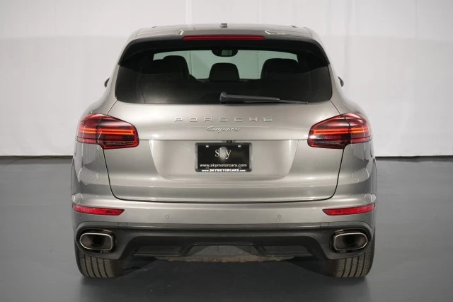 2016 Porsche - Image 13 of 31