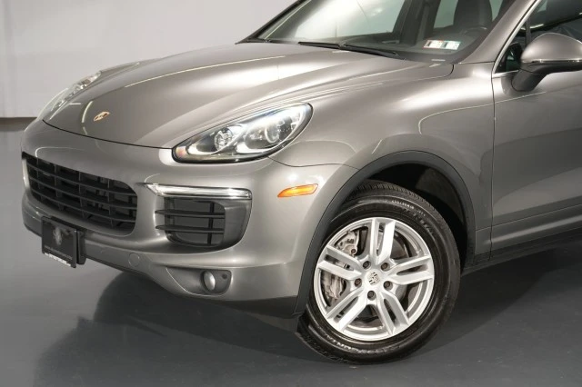 2016 Porsche - Image 3 of 31