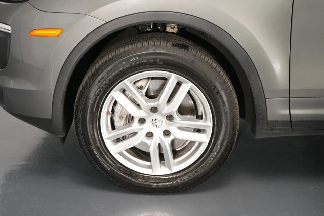 2016 Porsche - Image 19 of 31