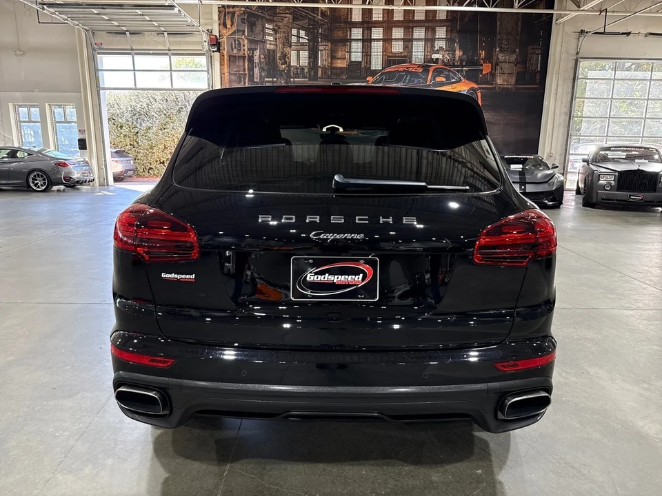 2016 Porsche 958 Cayenne - Image 6 of 12