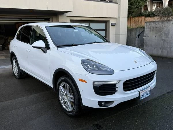 2016 Porsche 958 Cayenne - Image 2 of 10