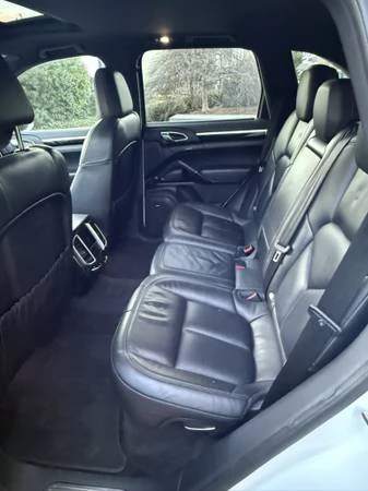 2016 Porsche 958 Cayenne - Image 10 of 10