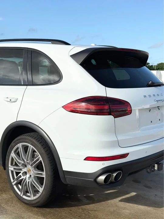 2016 Porsche 958 Cayenne S - Image 6 of 17