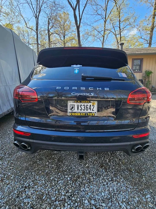 2016 Porsche 958 Cayenne S - Image 3 of 10