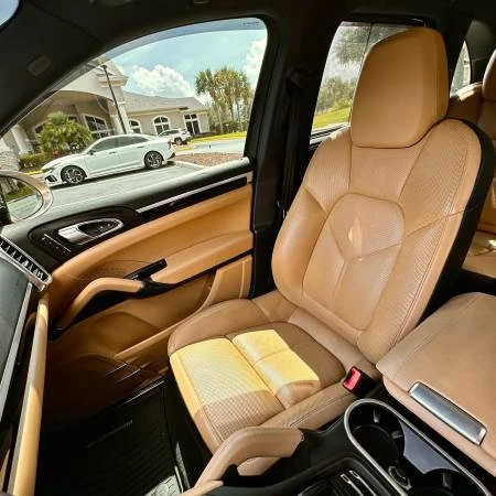2016 Porsche 958 Cayenne S - Image 7 of 18