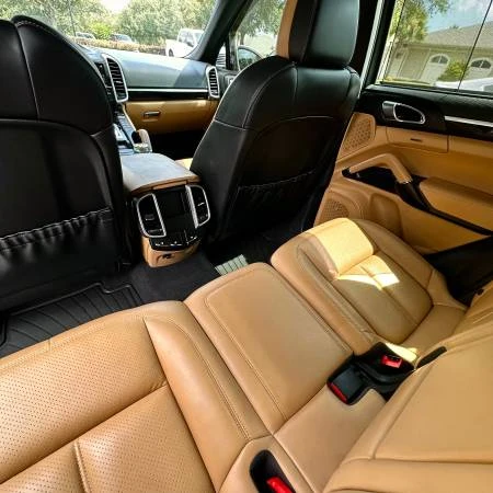 2016 Porsche 958 Cayenne S - Image 11 of 18