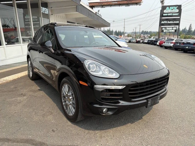 2016 Porsche 958 Cayenne S - Image 11 of 19