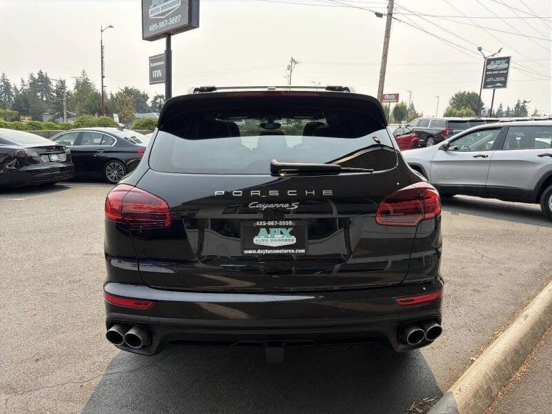 2016 Porsche 958 Cayenne S - Image 5 of 19