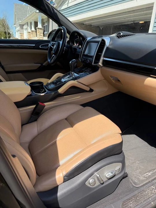 2016 Porsche 958 Cayenne S - Image 23 of 24