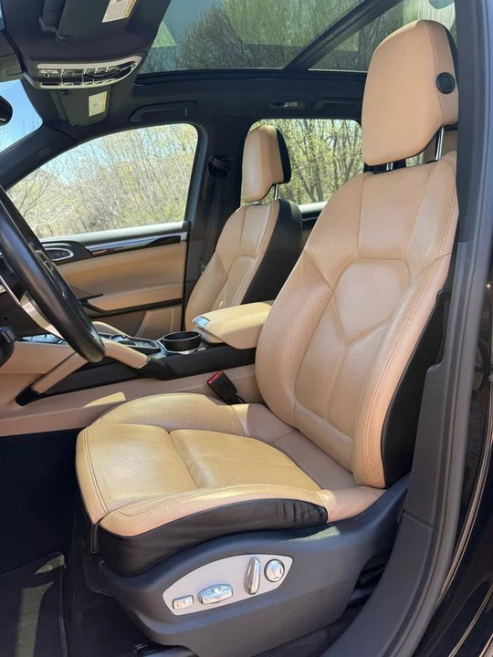 2016 Porsche 958 Cayenne S - Image 20 of 24