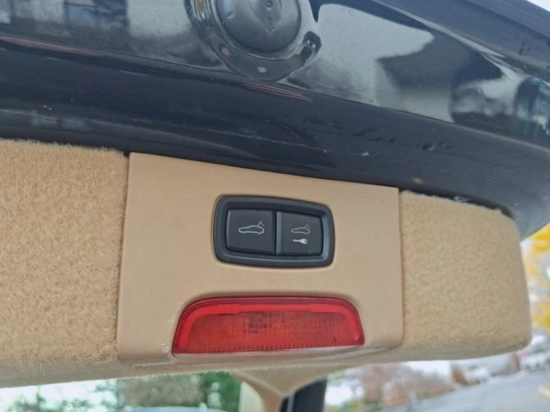 2016 Porsche 958 Cayenne S - Image 14 of 18