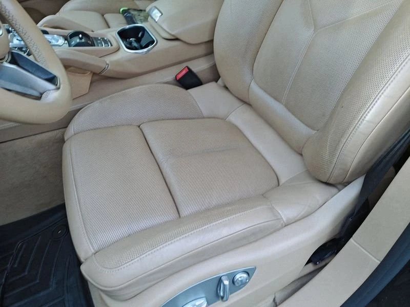 2016 Porsche 958 Cayenne S - Image 18 of 18
