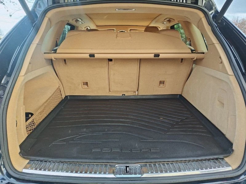 2016 Porsche 958 Cayenne S - Image 13 of 18