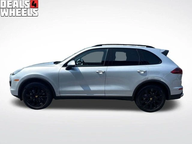 2016 Porsche 958 Cayenne S - Image 2 of 20