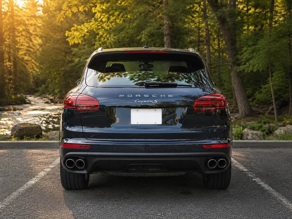 2016 Porsche 958 Cayenne S - Image 6 of 17