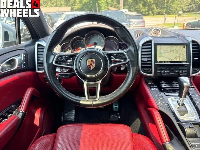 2016 Porsche 958 Cayenne S - Image 13 of 20