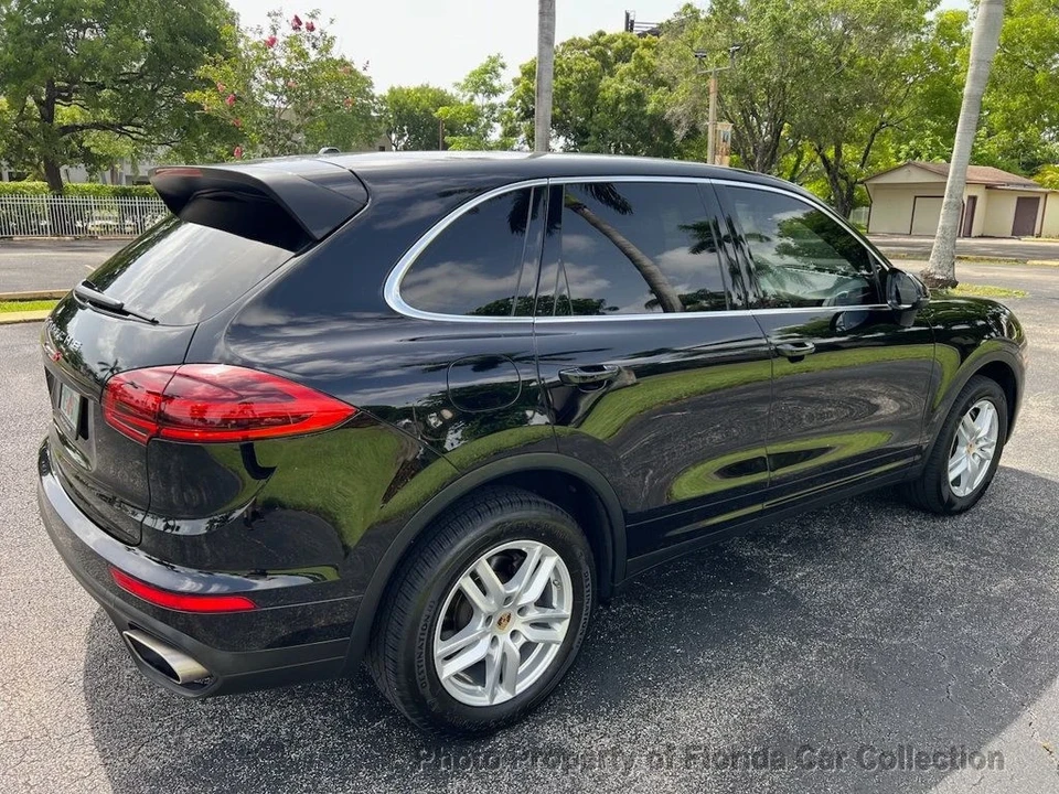 2016 Porsche 958 Cayenne S - Image 4 of 12
