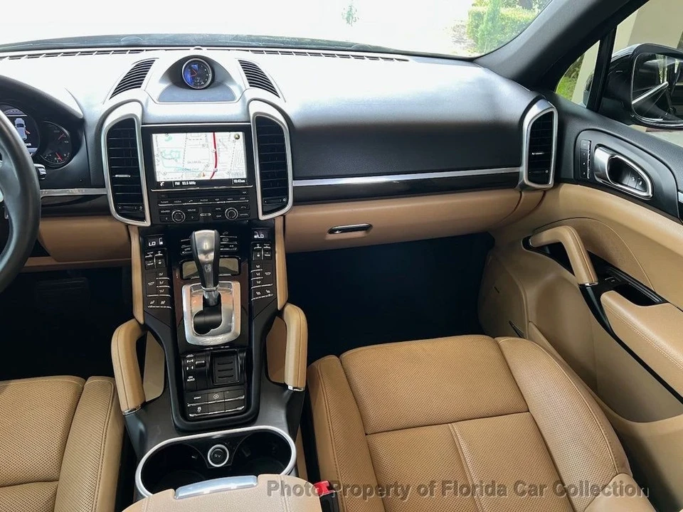 2016 Porsche 958 Cayenne S - Image 12 of 12