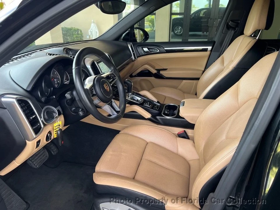 2016 Porsche 958 Cayenne S - Image 7 of 12