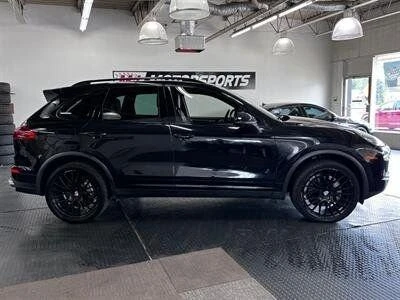 2016 Porsche 958 Cayenne S - Image 11 of 20