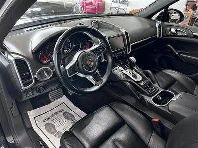 2016 Porsche 958 Cayenne S - Image 14 of 20