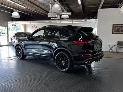 2016 Porsche 958 Cayenne S - Image 6 of 20