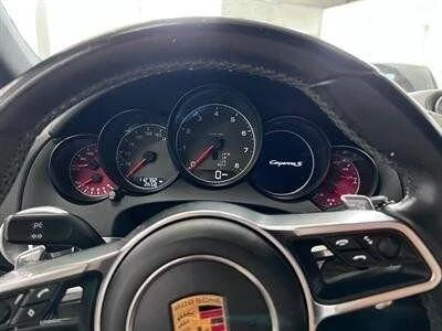 2016 Porsche 958 Cayenne S - Image 18 of 20
