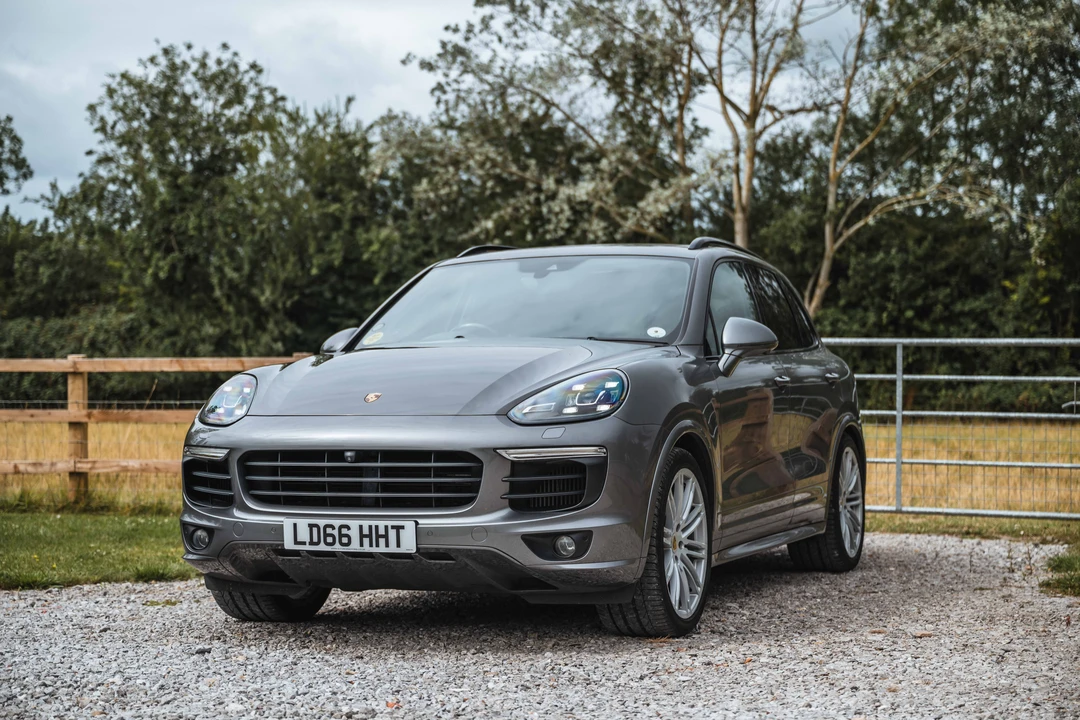 2016 Porsche 958 Cayenne Diesel - Image 3 of 31