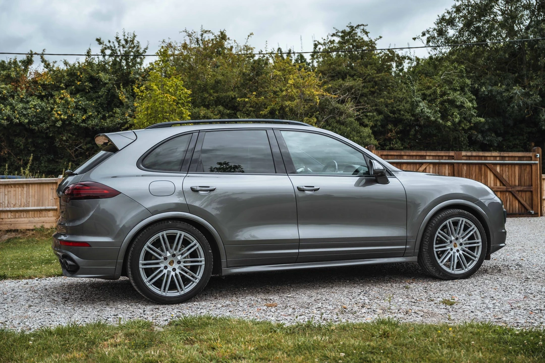 2016 Porsche 958 Cayenne Diesel - Image 14 of 31
