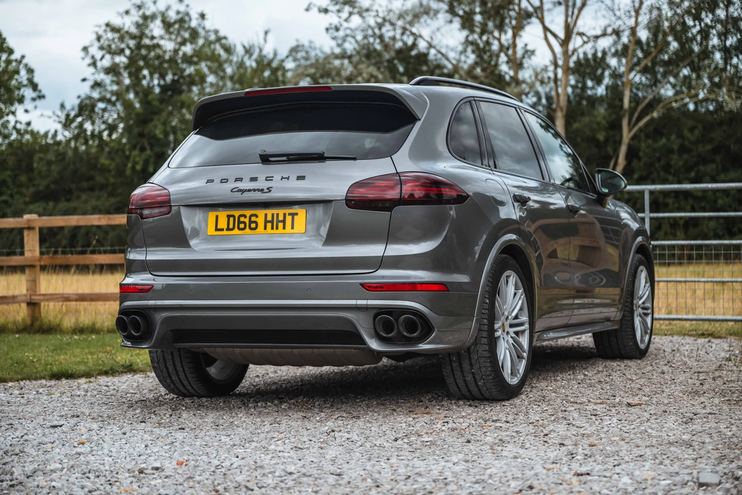 2016 Porsche 958 Cayenne Diesel - Image 11 of 31