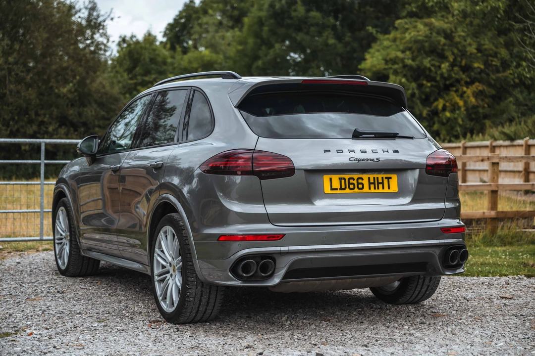 2016 Porsche 958 Cayenne Diesel - Image 9 of 31