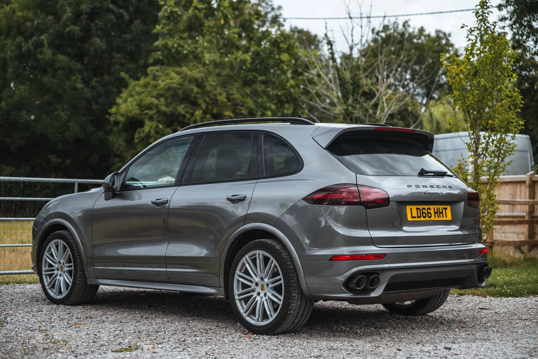 2016 Porsche 958 Cayenne Diesel - Image 8 of 31