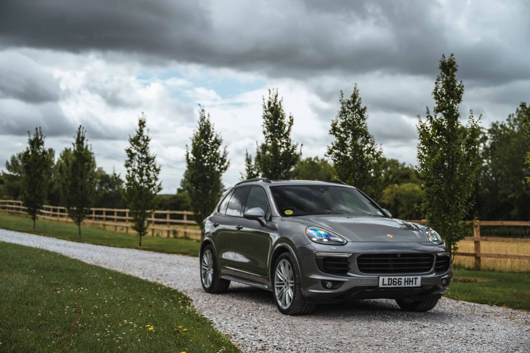2016 Porsche 958 Cayenne Diesel - Image 19 of 31