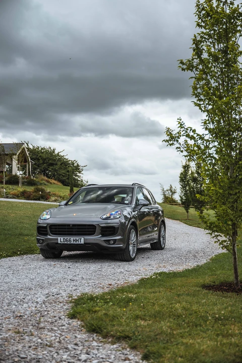 2016 Porsche 958 Cayenne Diesel - Image 25 of 31