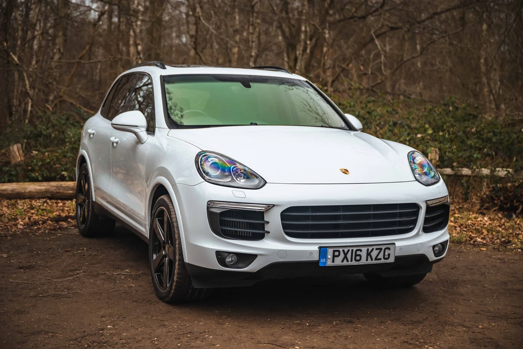 2016 Porsche 958 Cayenne Diesel - Image 10 of 31