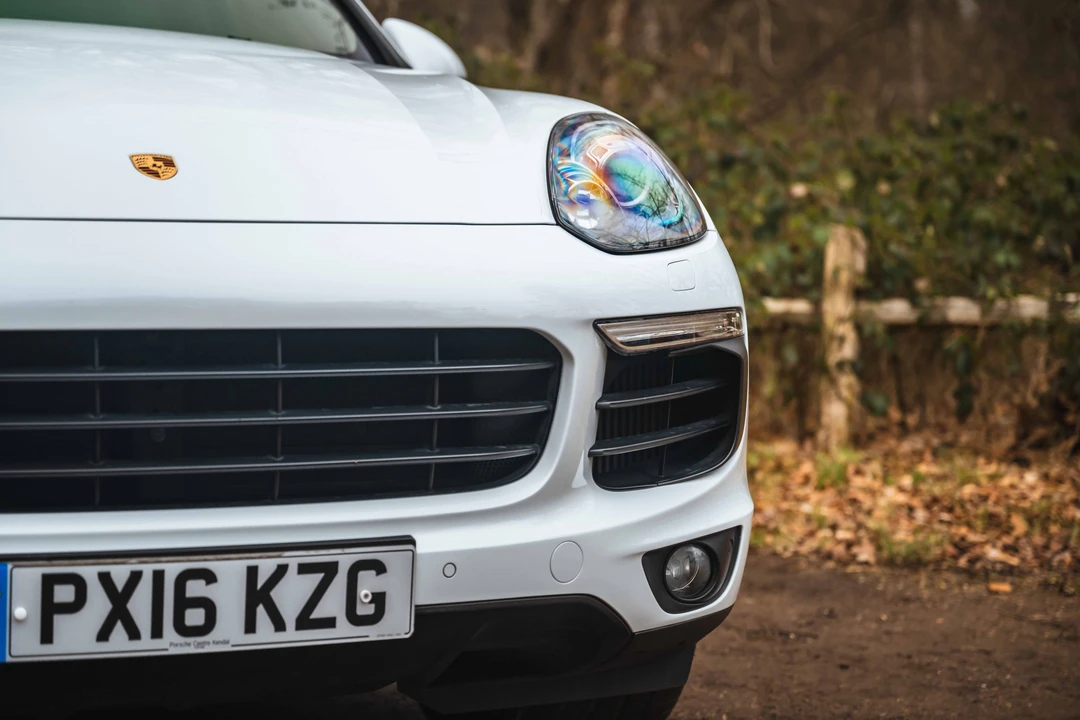 2016 Porsche 958 Cayenne Diesel - Image 15 of 31