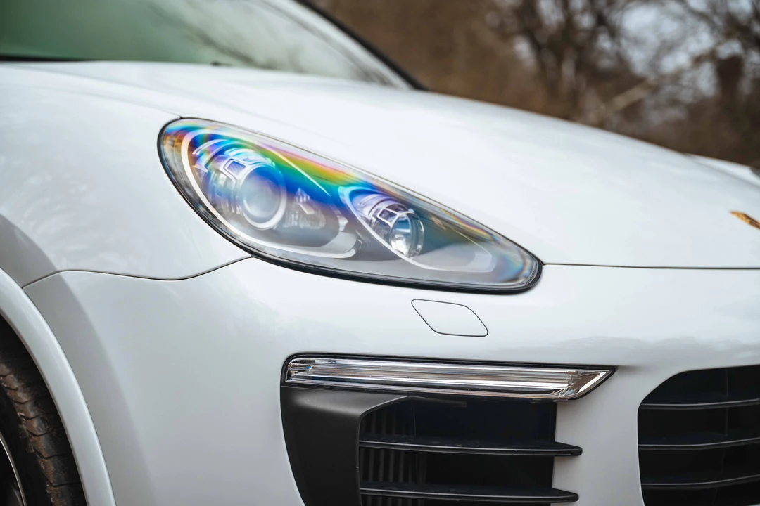 2016 Porsche 958 Cayenne Diesel - Image 18 of 31