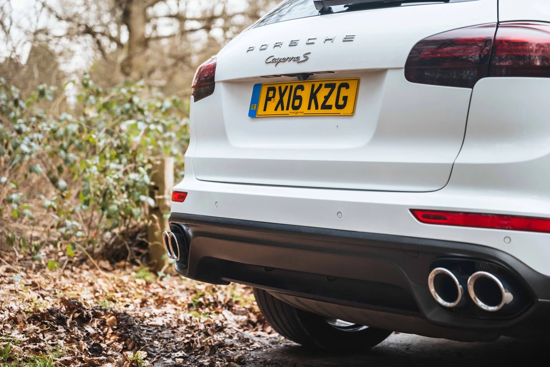 2016 Porsche 958 Cayenne Diesel - Image 28 of 31