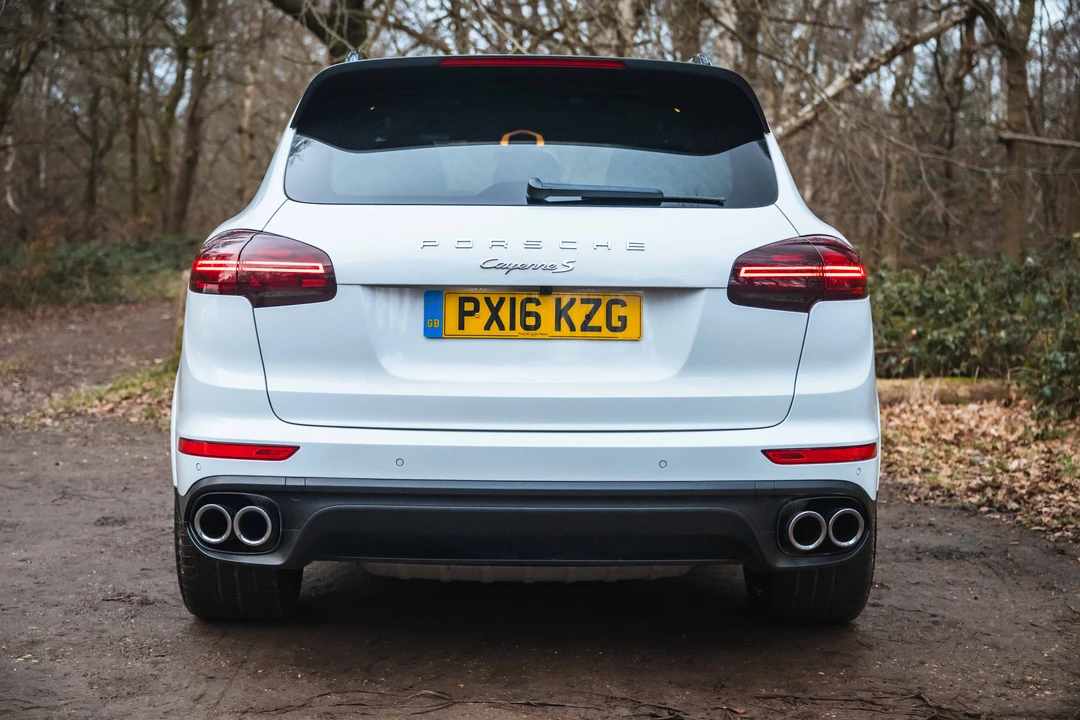 2016 Porsche 958 Cayenne Diesel - Image 12 of 31