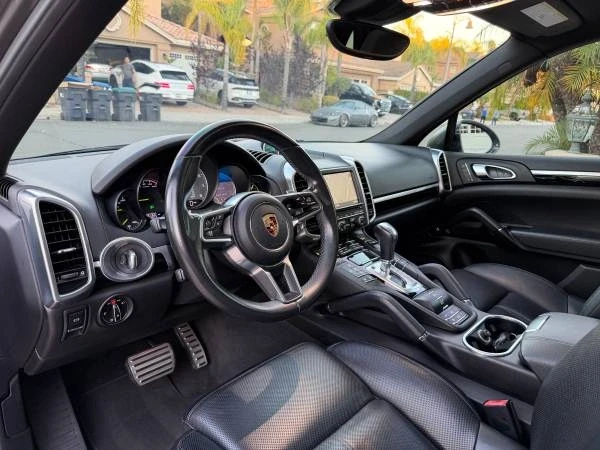 2016 Porsche 958 Cayenne S - Image 15 of 21