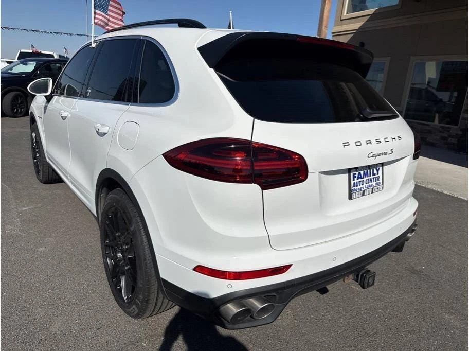 2016 Porsche 958 Cayenne - Image 7 of 17