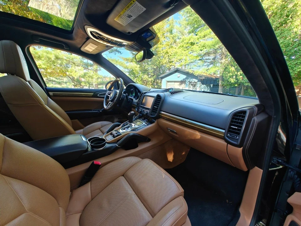 2016 Porsche 958 Cayenne S - Image 20 of 28