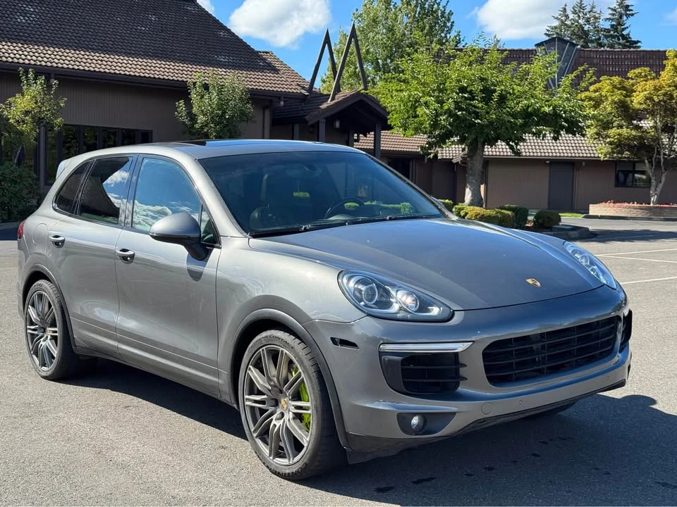 2016 Porsche 958 Cayenne - Image 3 of 12
