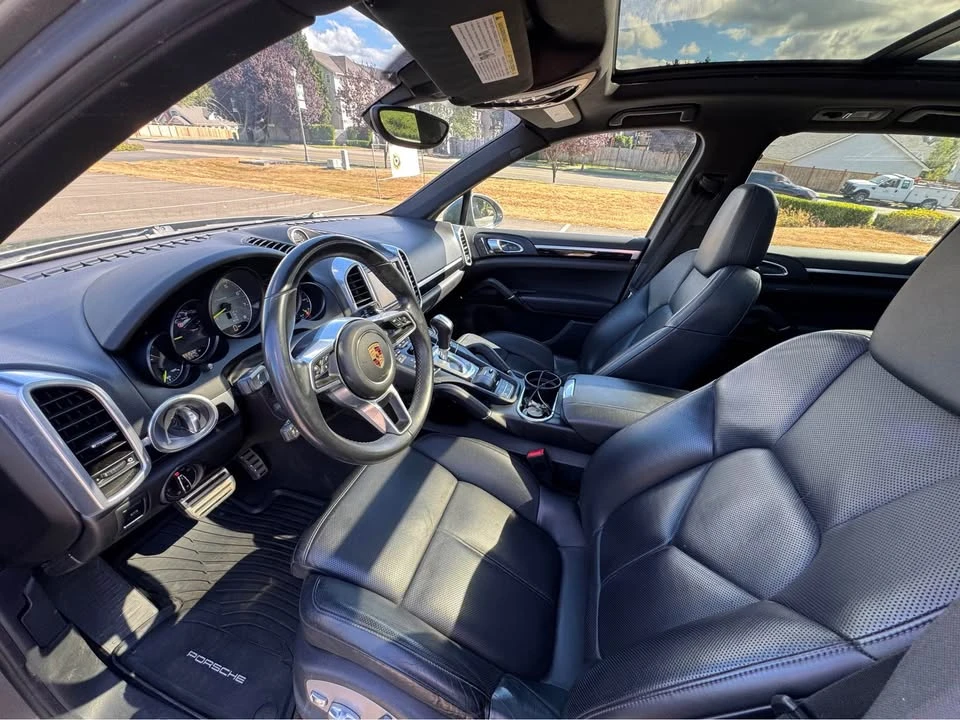 2016 Porsche 958 Cayenne - Image 12 of 12