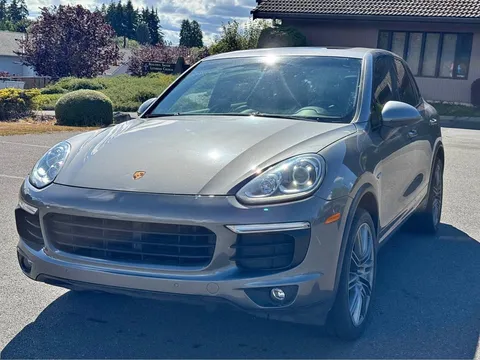 2016 Porsche Cayenne S E-Hybrid Platinum Edition