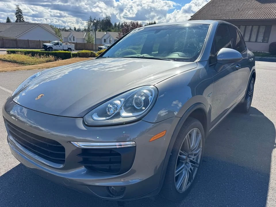 2016 Porsche 958 Cayenne - Image 7 of 12